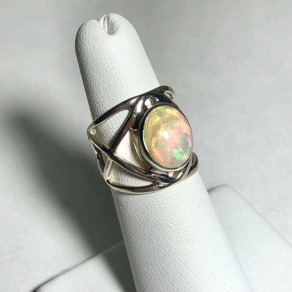 COPY - Ethiopian Opal Sterling Silver Ring 925 Fi… - Picture 1 of 5